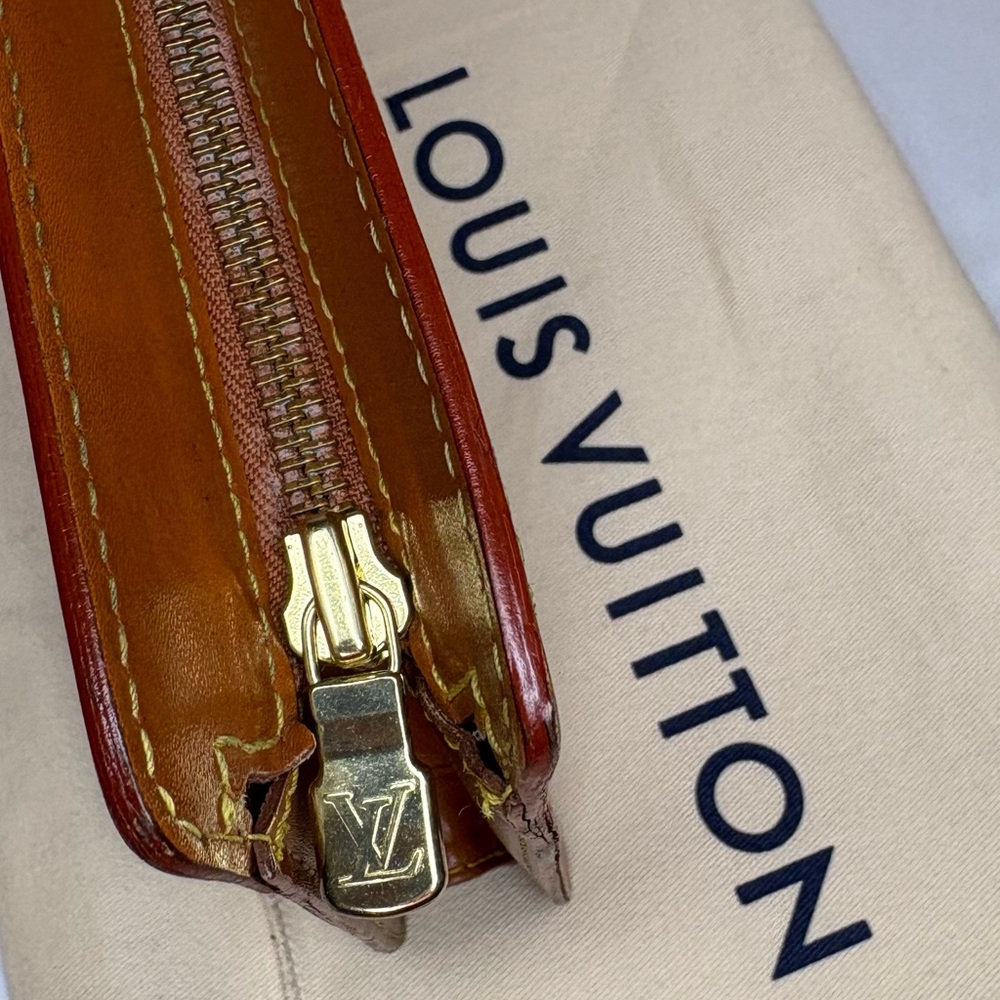 ❌SOLD❌ Louis Vuitton Cognac Brown Epi Leather Pochette Envelope Clutch EUC - Picture 4 of 17
